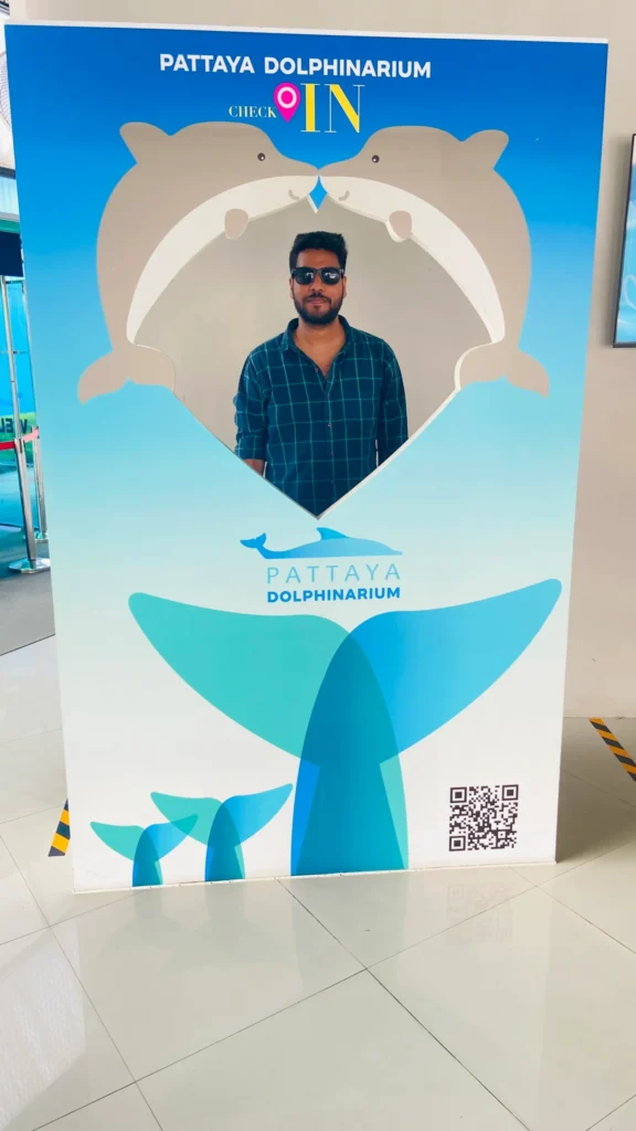 Explore Dolphinarium Pattaya And Experience The Magic of Swimming with Dolphins and Seals.